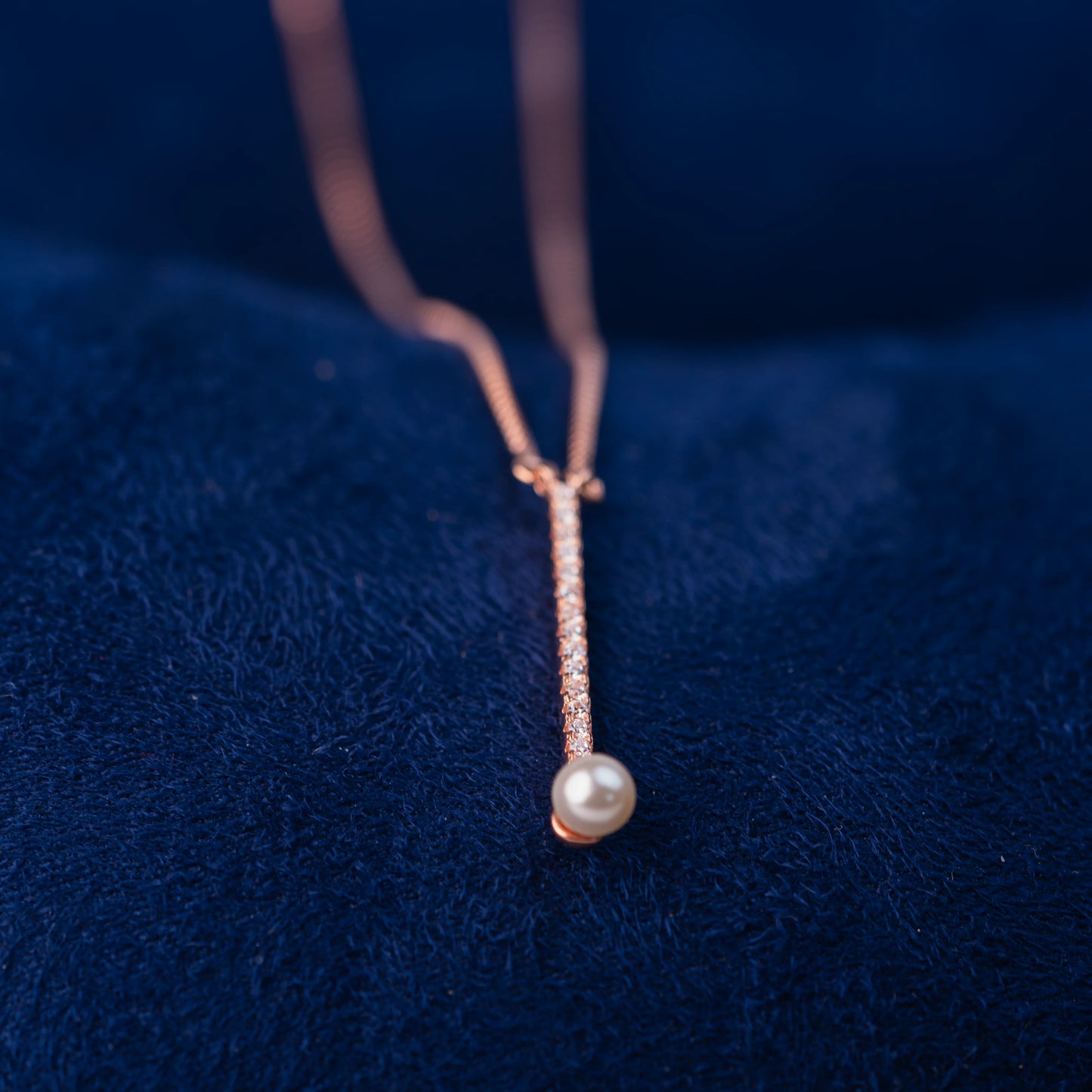 925 Sterling Silver | Pearl Wand Pendant with Box Chain