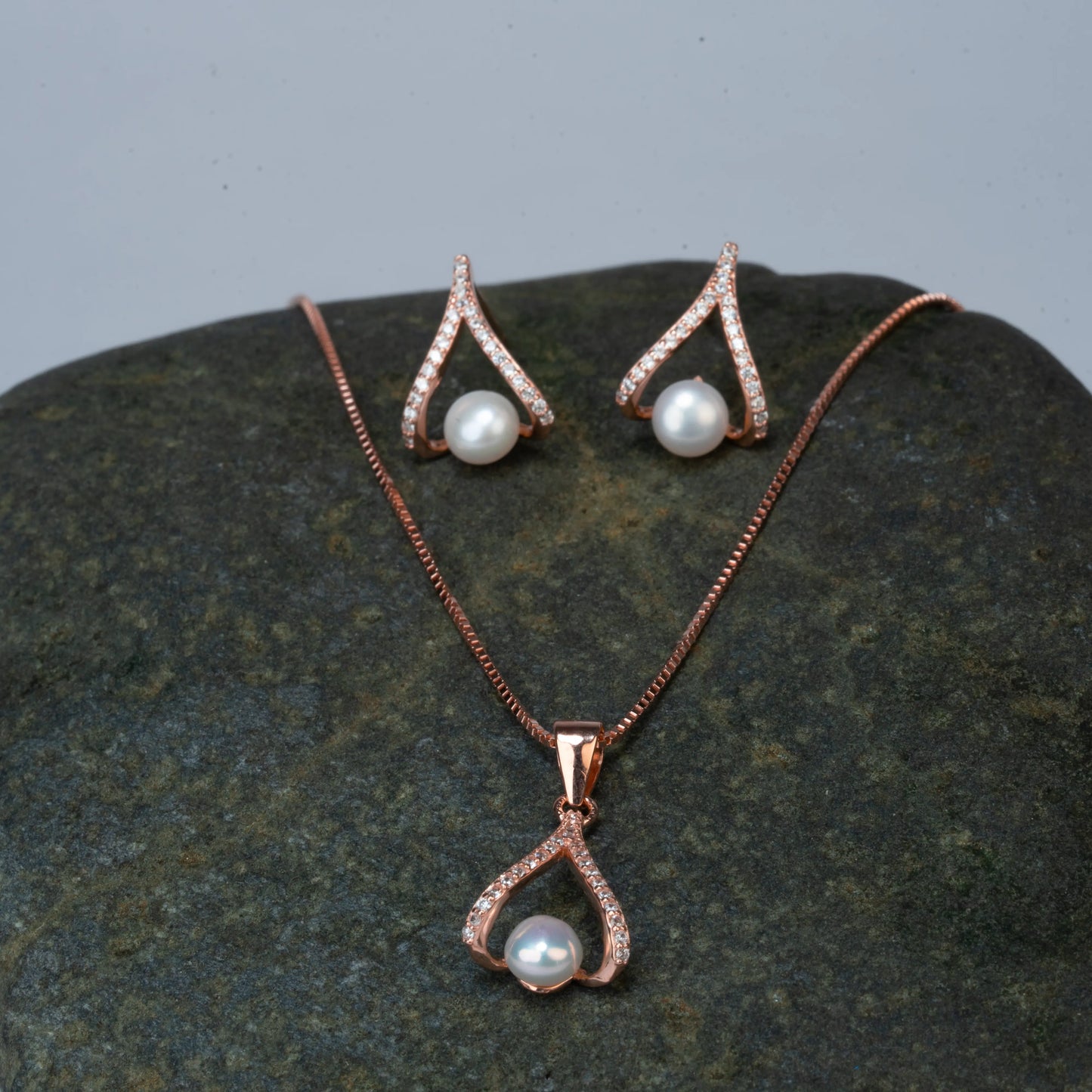 925 Sterling Silver | Rose gold Pearl Harmony Set of Earring and a Pendant with Chain