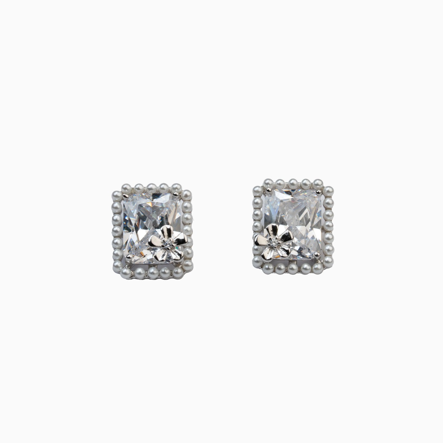 925 Sterling Silver | Glimmering Garden Studs (Silver finish)