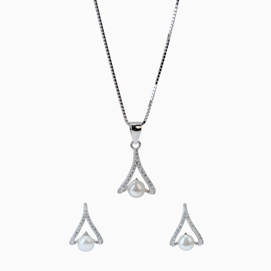 925 Sterling Silver | Pearl Harmony Set of Earring and a Pendant with Chain