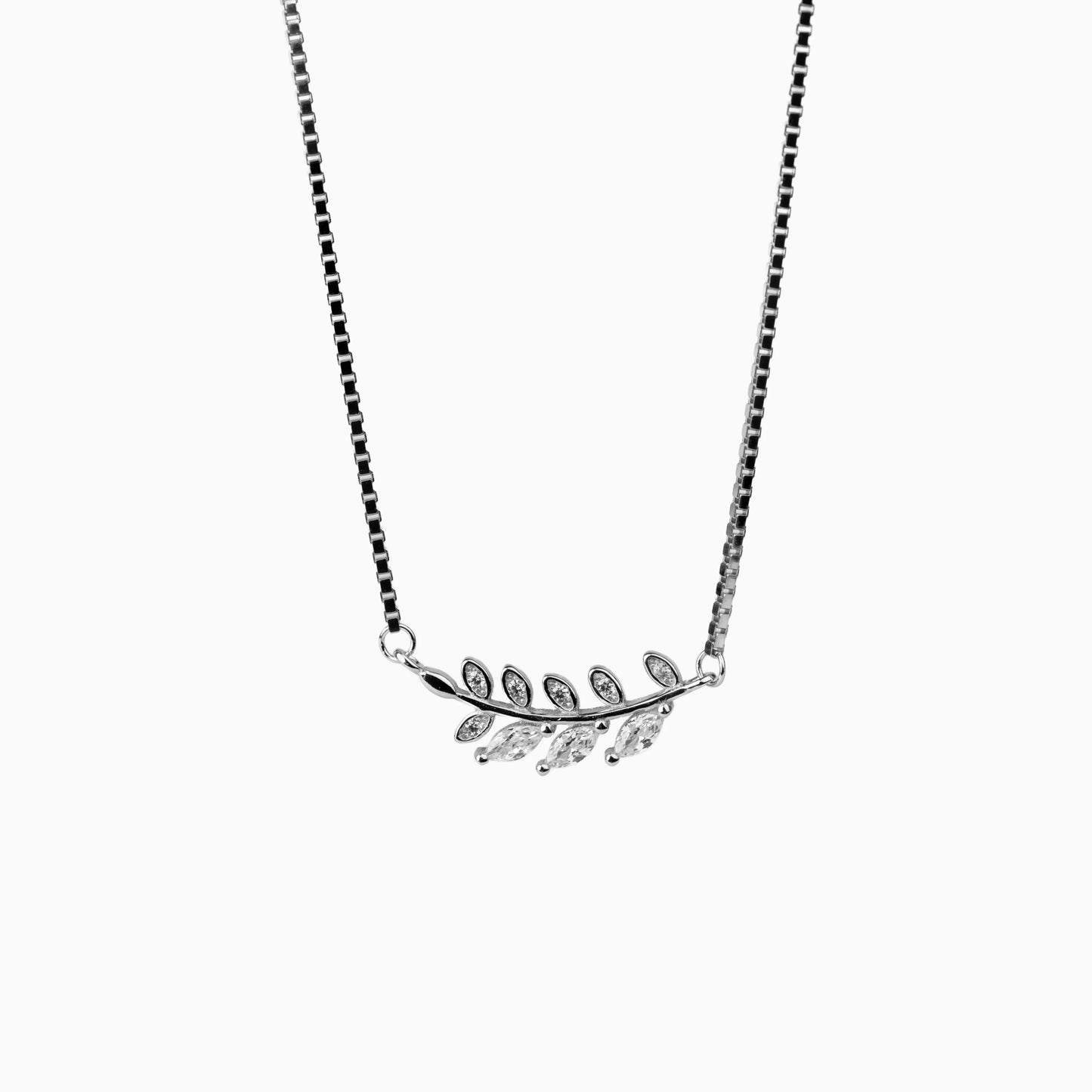 925 Sterling Silver | Silver Leaf Elegance Necklace